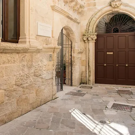 Palace Castromediano Bed and breakfast