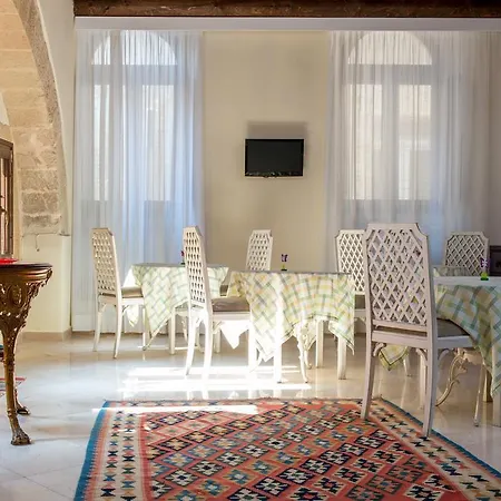Palace Castromediano Bed and breakfast *
